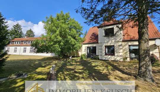 Bild von Preis deutlich gesenkt-großzügig Wohnen + Gewerbe auf großem Grundstück mit viel Platz - 4 Garagen