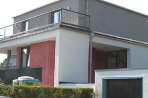 Moderne Gartengeschosswohnung in ruhiger Lage