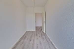 ** 1. NKM geschenkt*! - Das 3 x 3! 3-Zimmer-Wohnung in der 3. Etage! – Albert-Köhler-Straße 87, 9122 Morgenleite, Chemnitz – Vorschaubild 10
