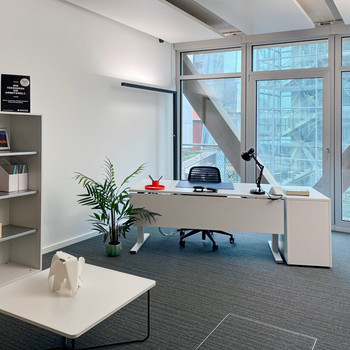 Durchgehender Zugang zu Großraumbüros für 15 Personen in Spaces The Cradle