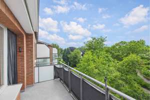 Grün, ruhig und sonnig: Gepflegte Endetage mit 2 TG-Stellplätzen nebeneinander – Wiebischenkamp 42C, 22523 Eidelstedt, Hamburg – Vorschaubild 5