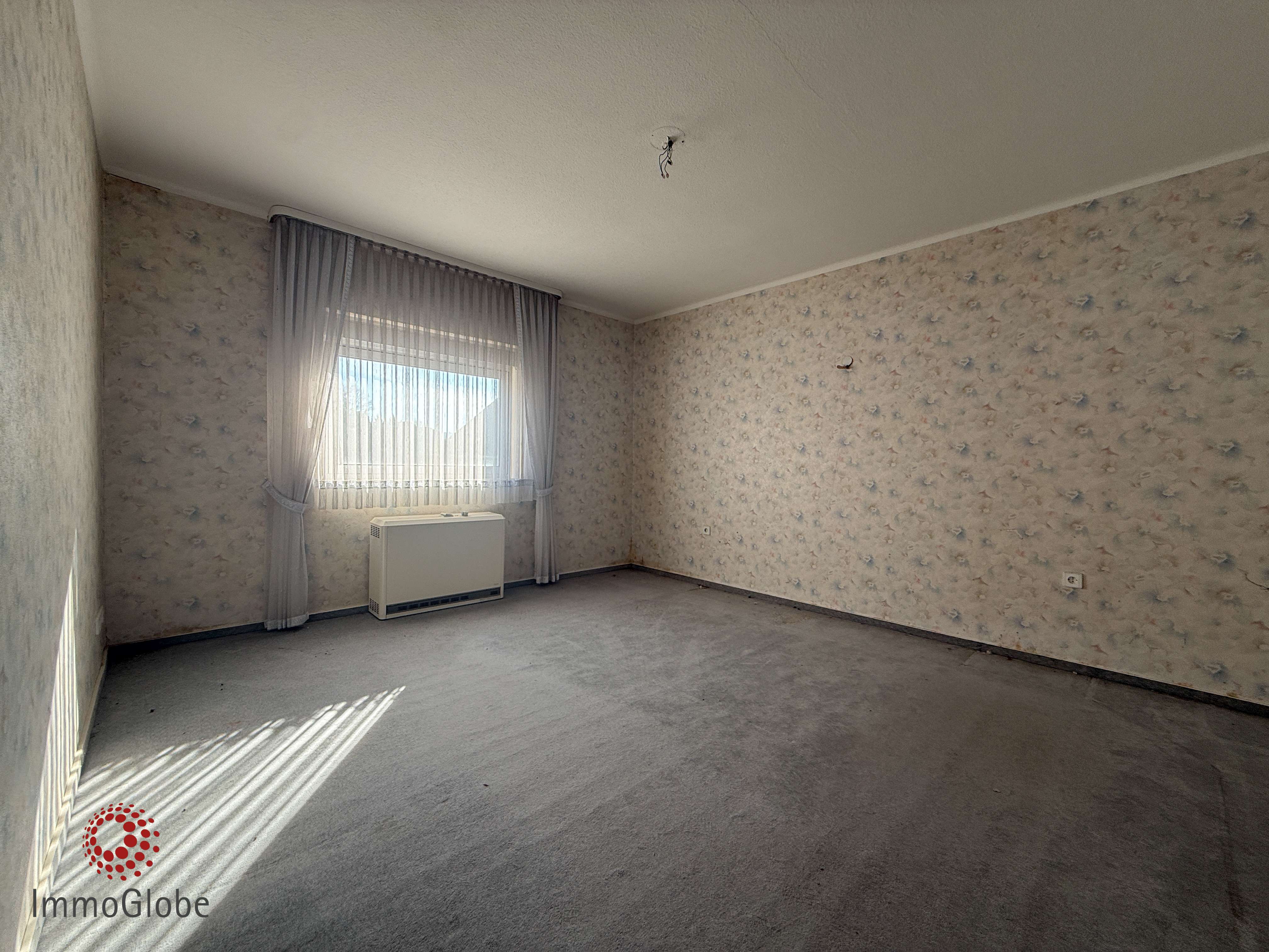 Handwerker Aufgepasst! Sanierungsbedürftiges Ein- bis Zweifamilienhaus in begehrter Lage, Südwestpfalz Kreis – Bild 3