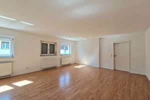Modernisierte 3-Zimmer-Wohnung mit Aufzug & Stellplatz in S-Ost – Die vollständige Adresse der Immobilie erhältst du vom Anbieter., 70190 Stöckach, Stuttgart – Vorschaubild 2
