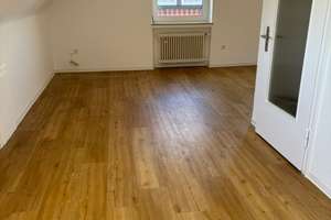 Platz für neue Ideen: 3-Zimmer-Wohnung in Bielefeld-Brackwede – Südstraße 107, 33647 Brackwede, Bielefeld – Vorschaubild 2