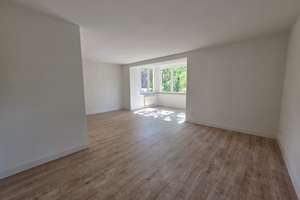 Helle 2-Zimmer-Wohnung mit Erker, einem Stellplatz und naturnaher Lage in Dessau-Kochstedt – Bergstraße 27, 6847 Kochstedt, Dessau-Roßlau – Vorschaubild 2