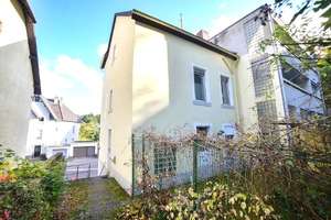 Sanierungsobjekt mit schönen Garten am Reppersberg ( Saarbrücken ) – Die vollständige Adresse der Immobilie erhältst du vom Anbieter., 66119 Alt-Saarbrücken, Saarbrücken – Vorschaubild 2