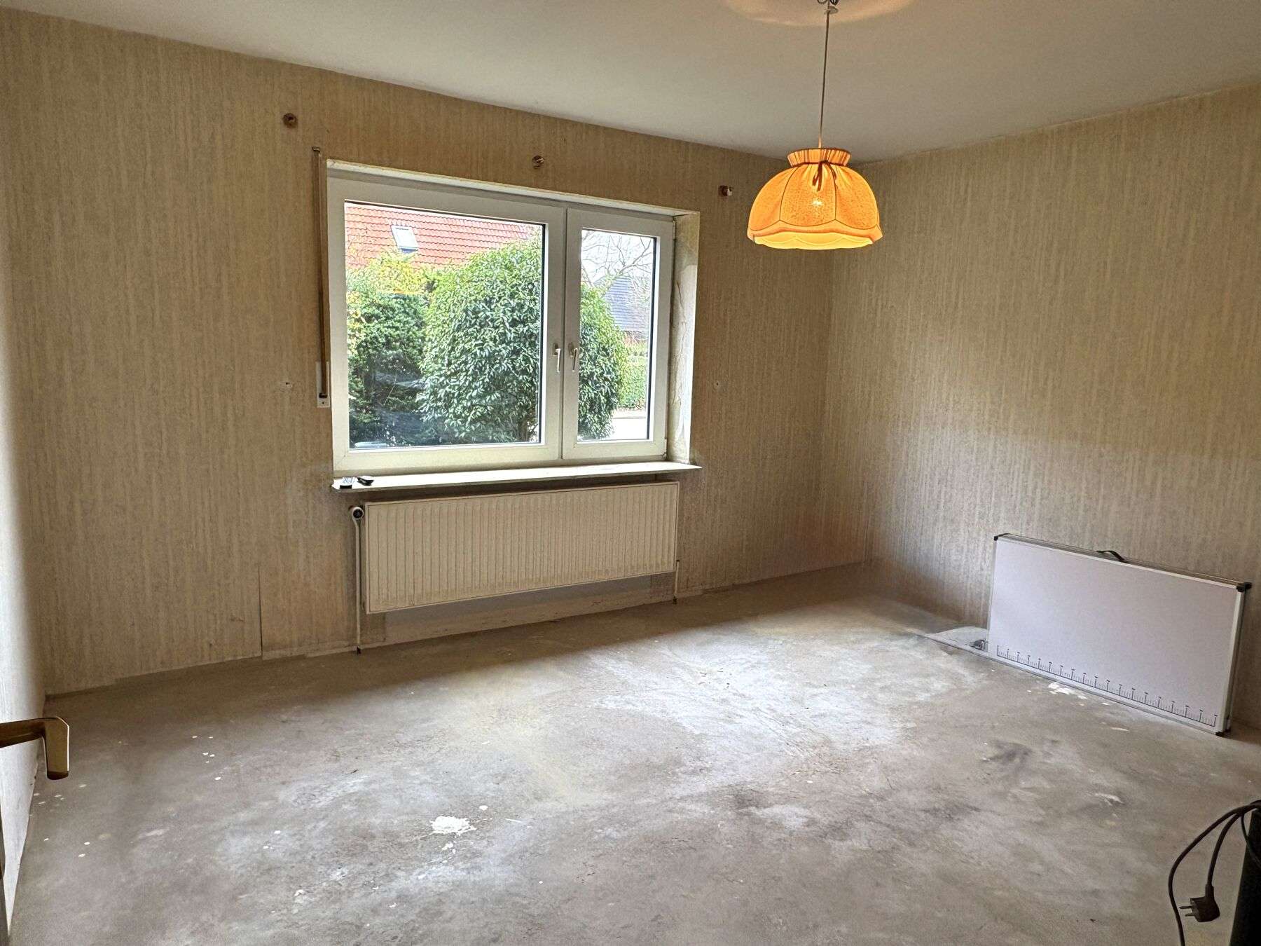 Immobilie in Upgant-Schott - Geräumiges Einfamilienhaus in ruhiger Lage - kurzfristige Übergabe möglich - - Bild 9