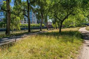 Bezugsfreie 2-Zimmerwohnung mit Loggia an der Spree – Dovestraße 13, 10587 Charlottenburg, Berlin – Vorschaubild 29