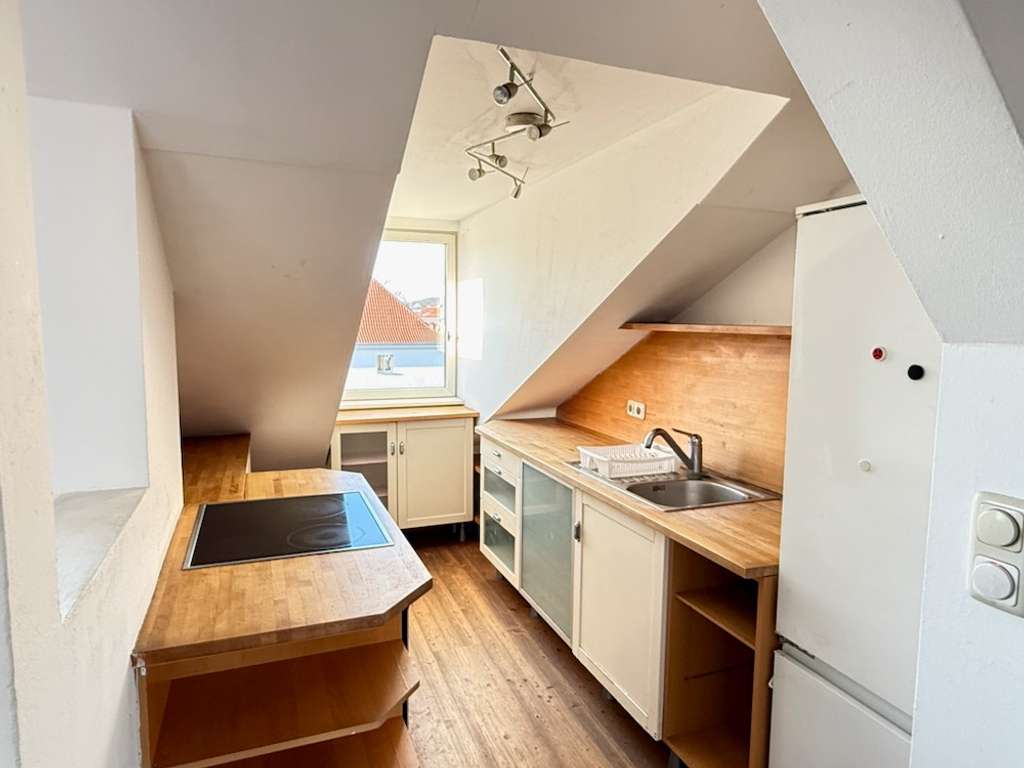 Immobilie in Zirndorf - 2-Zimmer Dachgeschosswohnung zentrumsnah in Zirndorf - Bild 3