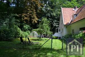Ein kleines Schmuckstück im Park voller Charme und Eleganz
auf einem Erbpachtgrundstück der Stadt H – Die vollständige Adresse der Immobilie erhältst du vom Anbieter., 22559 Rissen, Hamburg – Vorschaubild 18