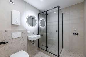 Modernisierte, frisch kernsanierte 2-Zimmer-Eigentumswohnung | 61 m² | Südbalkon – Hauchstraße 42, 90449 Röthenbach West, Nürnberg – Vorschaubild 3