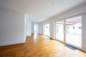 Barrierefreier Bungalow in Köln-Rondorf. Modernisiertes Wohnen mit Garten und Sauna. – Die vollständige Adresse der Immobilie erhältst du vom Anbieter., 50997 Rondorf, Köln – Vorschaubild 2