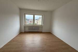 Smarter Wohnen! Renovierte, gut geschnittene 3-Zi.-Wohnung mit Süd-West-Balkon! Gladbach! – Karmannsstr. 24, 41061 Gladbach, Mönchengladbach – Vorschaubild 8