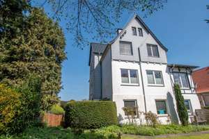 Stilvolle Stadtvilla in privilegierter Lage – mit Blick auf die historischen Wahrzeichen Schleswigs – Die vollständige Adresse der Immobilie erhältst du vom Anbieter., 24837 Schleswig – Vorschaubild 2