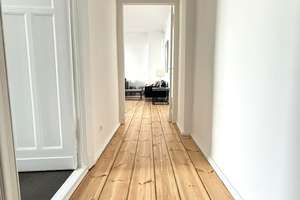 Bezugsfreie, möblierte und frisch renovierte 2 Zimmer Altbau-Wohnung mit Balkon - am Ku´Damm – Die vollständige Adresse der Immobilie erhältst du vom Anbieter., 10711 Halensee, Berlin – Vorschaubild 25