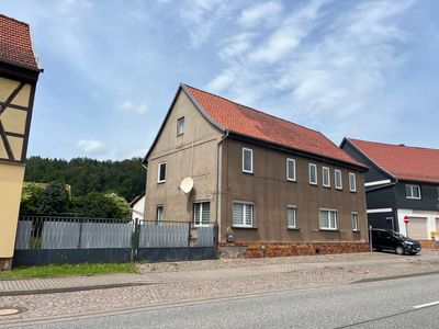 742 m² Grundstück mit Wohnhaus und Nebengebäuden – vielfältig nutzbar!!!