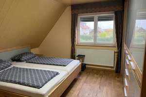 Haus mit Garage und Gartenhaus – Die vollständige Adresse der Immobilie erhältst du vom Anbieter., 91604 Flachslanden – Vorschaubild 4