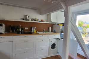 Freundliche möblierte 2,5 Zimmer- Wohnung,  Altstadt, Terrasse, befristet bis 31. März 2026 – 69117 Heidelberg – Vorschaubild 2