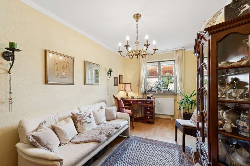 Immobilie in Bad Tölz - Charmante 3-Zi.-Erdgeschosswohnung mit Garten in Bad Tölz - Attraktives Investment mit Wohnrecht - Bild 4