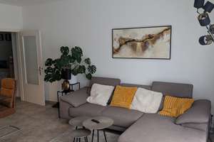 Urban Living: Helle 3-Zimmer-Wohnung im Herzen Düsseldorfs (ohne Möbelübernahme) – Flinger Straße 7, 40213 Altstadt, Düsseldorf – Vorschaubild 3