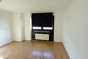 1-Zimmer-Appartement - 4. OG – Himmelgeister Str. 25, 40225 Bilk, Düsseldorf – Vorschaubild 2