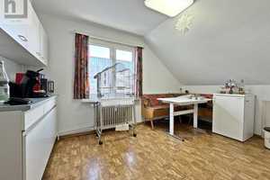 Bezauberndes Mehrfamilienhaus mit bezugsfreier OG-Wohnung und 2 Garagen in KN-Fürstenberg – Konstanz (Kreis) – Vorschaubild 19