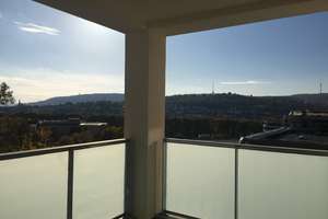 Elegante und hochwertige, von Architektin ausgestattete 2 Zi Wohnung mit Balkon und Weitblick – Die vollständige Adresse der Immobilie erhältst du vom Anbieter., 70191 Am Pragfriedhof, Stuttgart – Vorschaubild 1