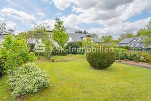 Großzügiges, sonnenverwöhntes Grundstück mit Zweifamilienhaus für kreative Sanierer. – Die vollständige Adresse der Immobilie erhältst du vom Anbieter., 51469 Hand, Bergisch Gladbach – Vorschaubild 4