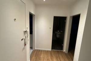 Lebendiges Stadtleben: 2-Zimmer-Wohnung mit Garage – Alfredstraße 245, 45131 Rüttenscheid, Essen – Vorschaubild 2