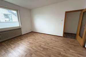 Geräumiges Zweifamilienhaus in Randlage von Brackwede – 33649 Brackwede, Bielefeld – Vorschaubild 12