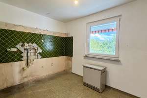 teilrenovierte 3,5-Zimmer Wohnung mit Aufzug & Balkon (Süden) in Höntrop – Einsteinweg 19, 44869 Höntrop, Bochum – Vorschaubild 18