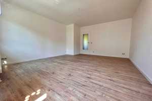 Attraktive, neu sanierte 3 Zimmer-Wohnung in Chemnitz – Clausstraße 47, 9126 Chemnitz – Vorschaubild 2