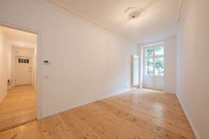 Charmante 2-Zimmer Altbauwohnung mit Terrasse und Privatgarten