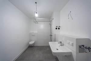 Neubau mit Fußbodenheizung im Erstbezug / WBS 220 – Rotfederstraße 60, 13599 Haselhorst, Berlin – Vorschaubild 4
