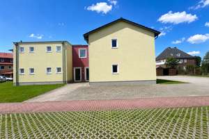 Zum Verkauf steht ein gepflegtes Mehrfamilienhaus in Suderburg aus dem Baujahr 2013. – Die vollständige Adresse der Immobilie erhältst du vom Anbieter., 29556 Suderburg – Vorschaubild 2