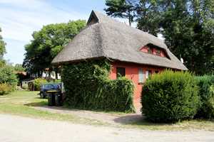Ferienhaus mit zwei Wohnungen in ruhiger Lage Prerows – Prerow, Vorpommern-Rügen (Kreis), 18375 Nordvorpommern (Kreis) – Vorschaubild 1