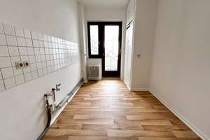 Wohnen mitten im Zentrum: Gepflegte 2-Zi.-Wohnung mit Balkon – Die vollständige Adresse der Immobilie erhältst du vom Anbieter., 27568 Mitte, Bremerhaven – Vorschaubild 3