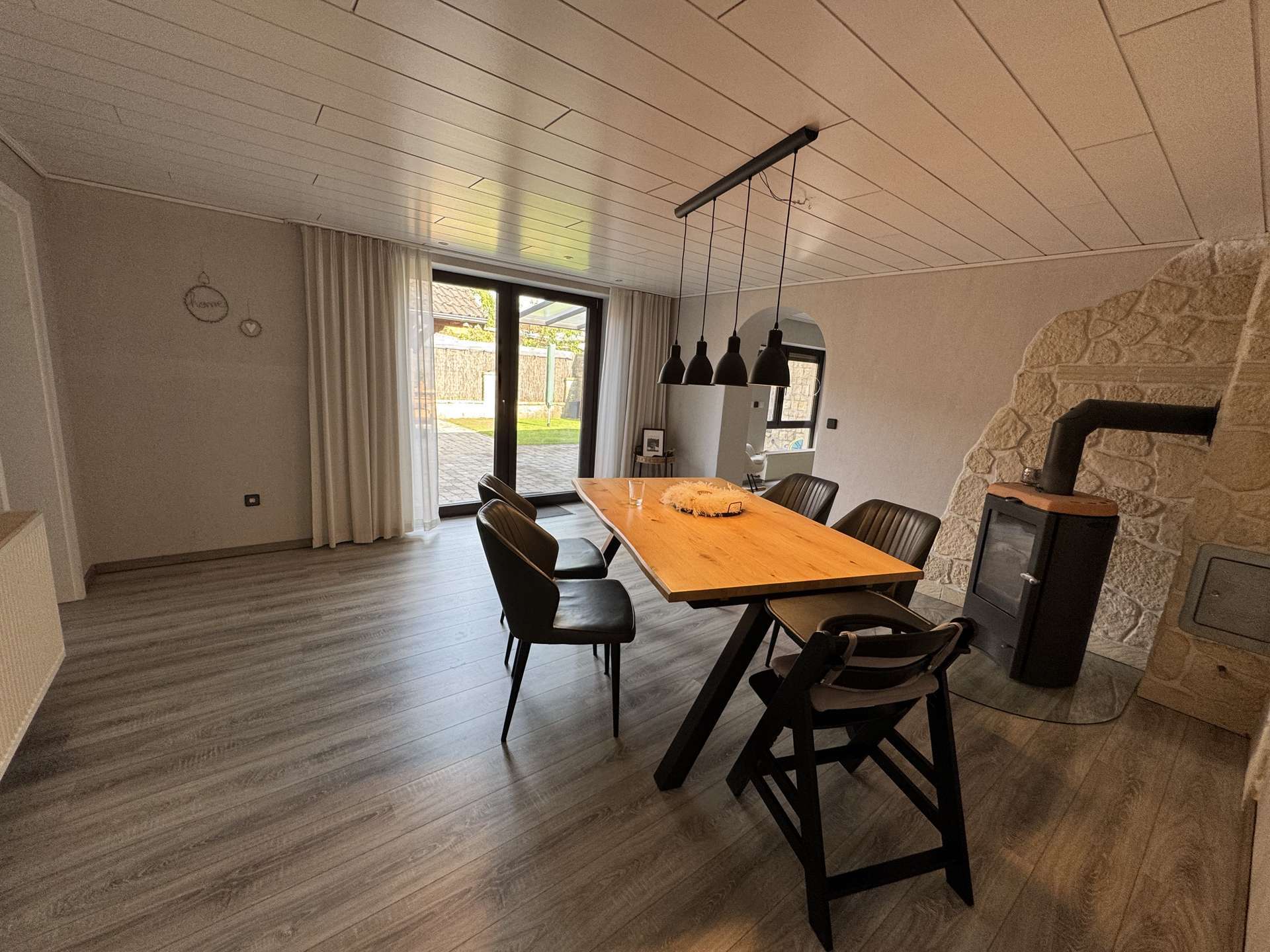 Immobilie in Parsau - "Herbstschnäppchen!" Geräumiges Einfamilienhaus in ruhiger Lage mit Ausbaureserve - Bild 4