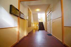 Charmante 1-Zimmer-Dachgeschosswohnung in zentraler Lage von Kiel – Königsweg 11, 24103 Kiel – Vorschaubild 8