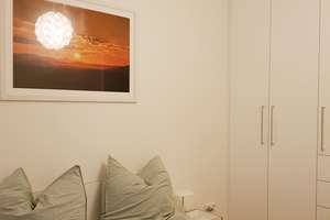 Available 01.06.26- Located in the heart of Berlin - gorgeous furnished apartment near park – Stallschreiberstraße 27, 10179 Mitte (Ortsteil), Berlin – Vorschaubild 3