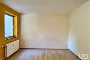 Bezugsfreie 3-Zimmerwohnung in Schmargendorf mit Stellplatz und Außenterrasse - verminderte Provisio – Die vollständige Adresse der Immobilie erhältst du vom Anbieter., 14199 Schmargendorf, Berlin – Vorschaubild 8