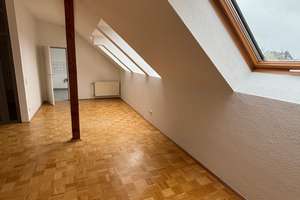 Charmantes Dachstudio in Top Lage - Zentrum Mittweida