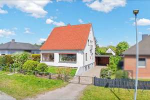 Bremerhaven Buschkämpen: Einfamilienhaus mit großem Garten