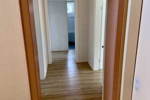 Gepflegte & helle 3‑Zimmer Wohnung mit Balkon in Bielefeld-Gellershagen  – Mergenthalerweg 20, 33613 Schildesche, Bielefeld – Vorschaubild 2