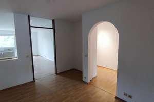 3,5-Zimmer-Wohnung mit großer Terrasse in ruhiger Südhanglage in Stuttgart-Feuerbach – Die vollständige Adresse der Immobilie erhältst du vom Anbieter., 70469 Lemberg/Föhrich, Stuttgart – Vorschaubild 7