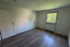 Frisch renoviert und bereit für den Einzug! – 38258 Salzgitter-Bad, Salzgitter – Vorschaubild 2