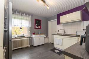 Gepflegtes Einfamilienhaus mit Garage, PV-Anlage und Wärmepumpe – Die vollständige Adresse der Immobilie erhältst du vom Anbieter., 26529 Osteel – Vorschaubild 9