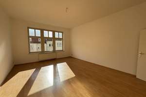 Charmante 3-Zimmer-Wohnung in zentraler Lage mit Balkon – 39104 Altstadt, Magdeburg – Vorschaubild 3