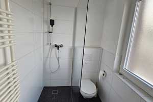 Attraktives und modernisiertes 4-Zimmer-Reihenhaus mit EBK in Peine – Peine (Kreis) – Vorschaubild 3