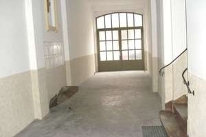 Helle, und ruhige, 2-Zimmer-Altbauwohnung mit sep. Wohnküche mit EBK in München-Lehel – Gewürzmühlstraße 1, 80538 Lehel, München – Vorschaubild 18